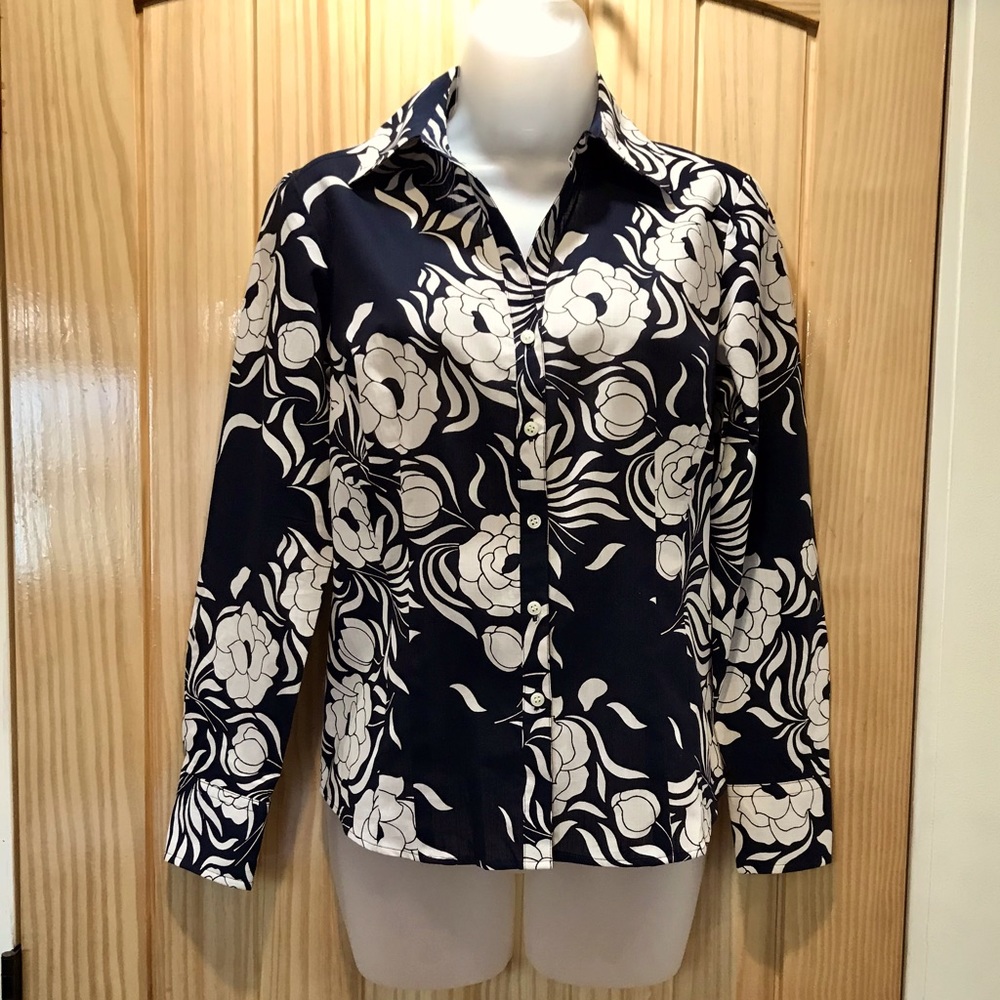 Ann Taylor Black & White Blouse With Tags